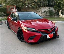 تۆیۆتا کامری